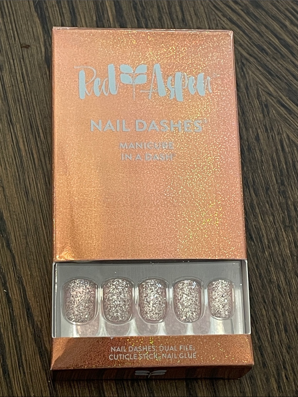 Red Aspen Jayli’s Gown Press-On Nails